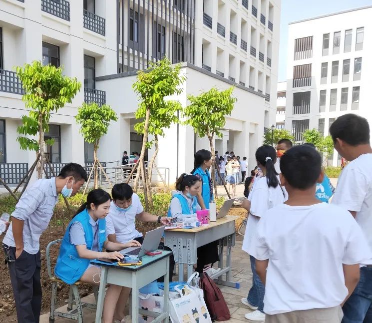 巧家縣第四中學(xué)新校區(qū)正式“啟航”，迎來首批學(xué)生！2.jpg